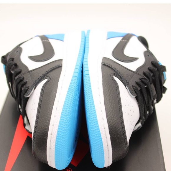 Air Jordan 1 Retro Low OG Black Dark Powder Blue (GS) Size 7Y Style CZ0858-104 3 - Picture 5 of 10
